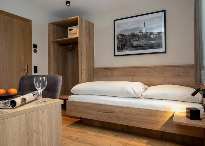 Zur Post Rohrdorf (Bavaria)