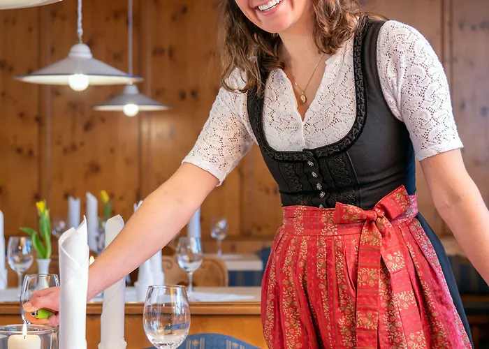 Zur Post 3* Rohrdorf (Bavaria)